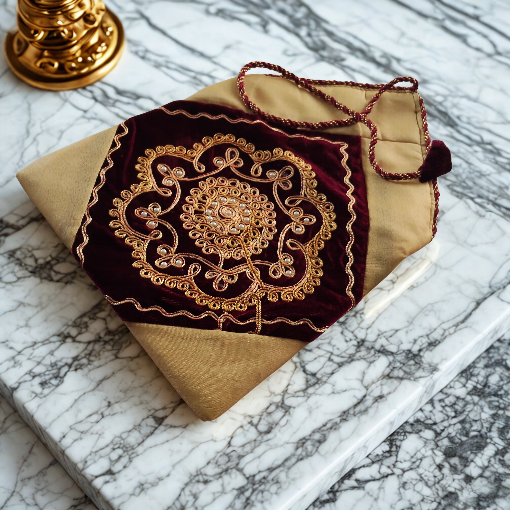 Elegant Embroidered Holy Qur’an Cover (Ghilaf)