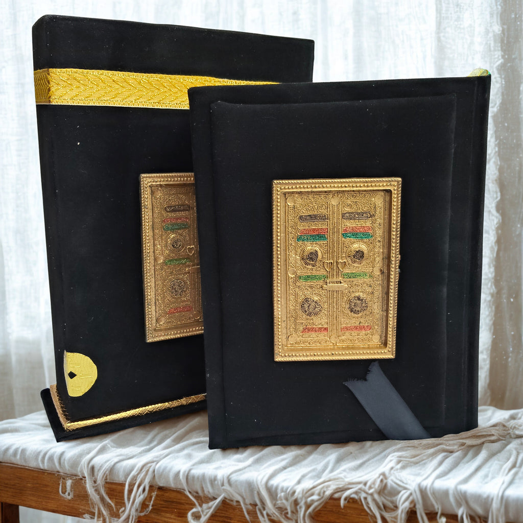 Kaaba-Inspired Holy Qur’an with Matching Box - Tarjama Kanzul Eman and Tafseer Ahmad Raza Khan – Velvet & Gold Design